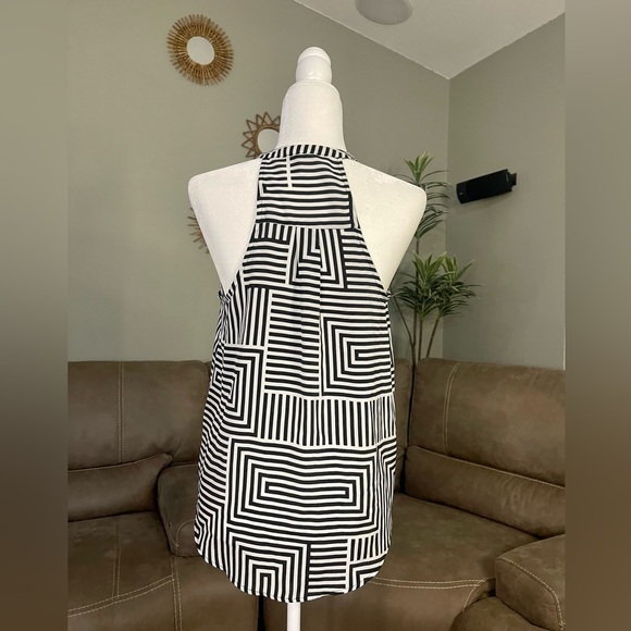 STYLISH Lush Black & White Striped Pattern Sleeveless Too Blouse Sz S Small - Picture 6 of 10